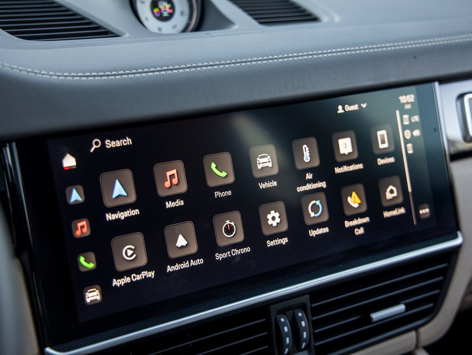 Certified 2023 Porsche Cayenne Turbo image 31