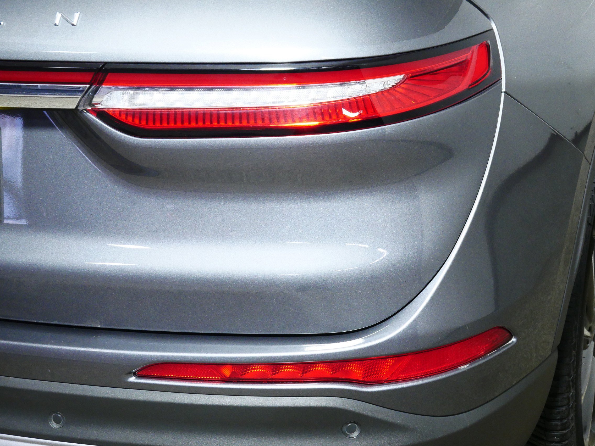 Used 2024 Lincoln Corsair Premiere w/ Equipment Group 101A image 17