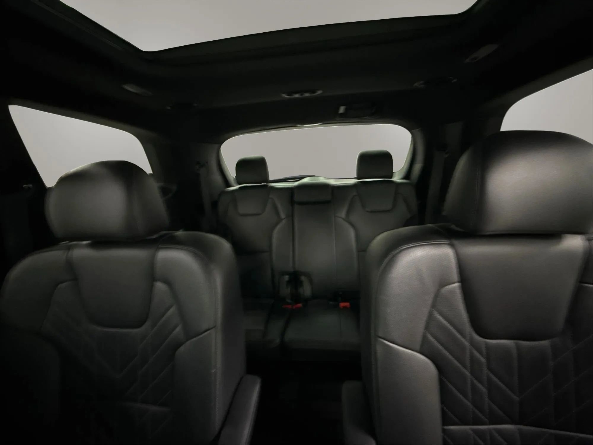 Used 2023 Kia Telluride AWD image 35