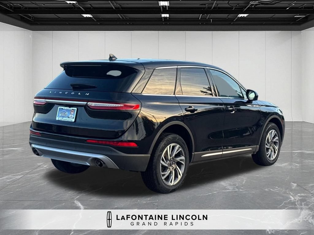 Certified 2024 Lincoln Corsair AWD image 5