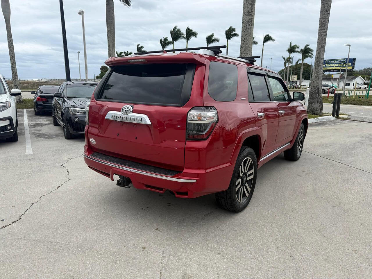 Used 2014 Toyota 4Runner Limited image 7