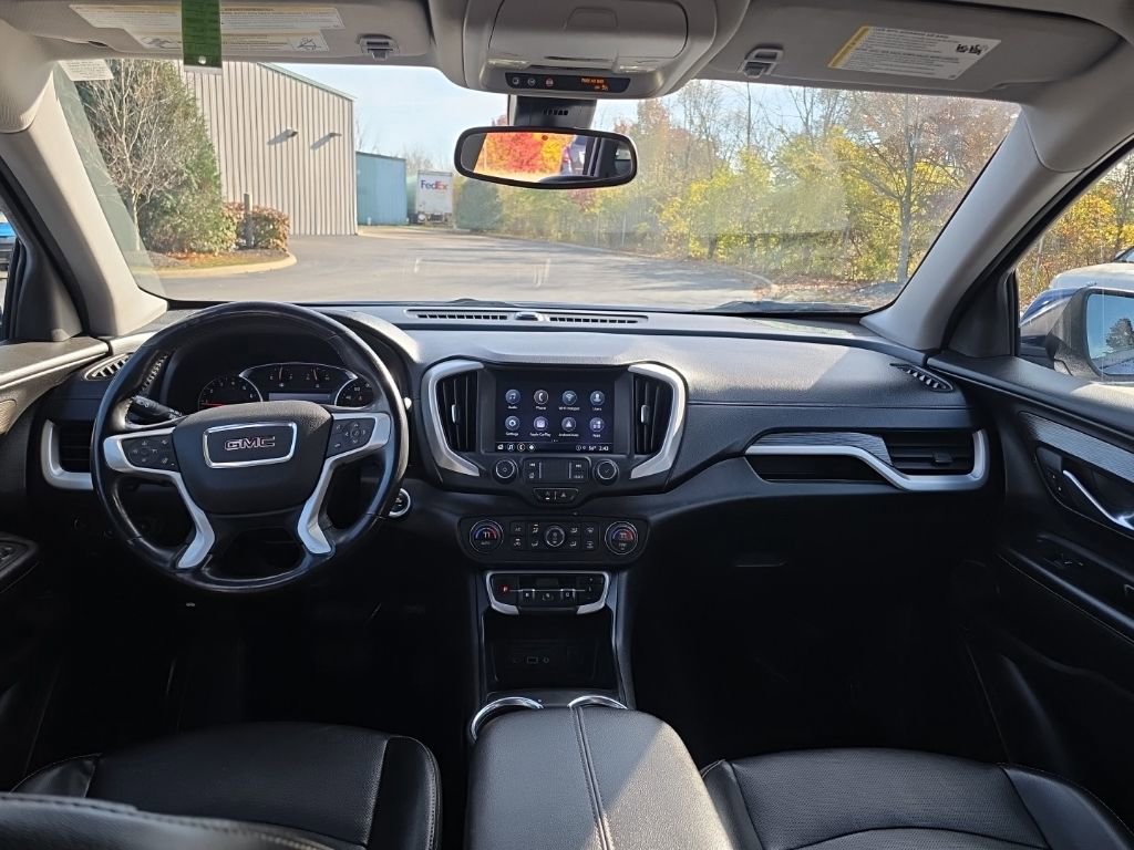 Used 2022 GMC Terrain SLT image 35