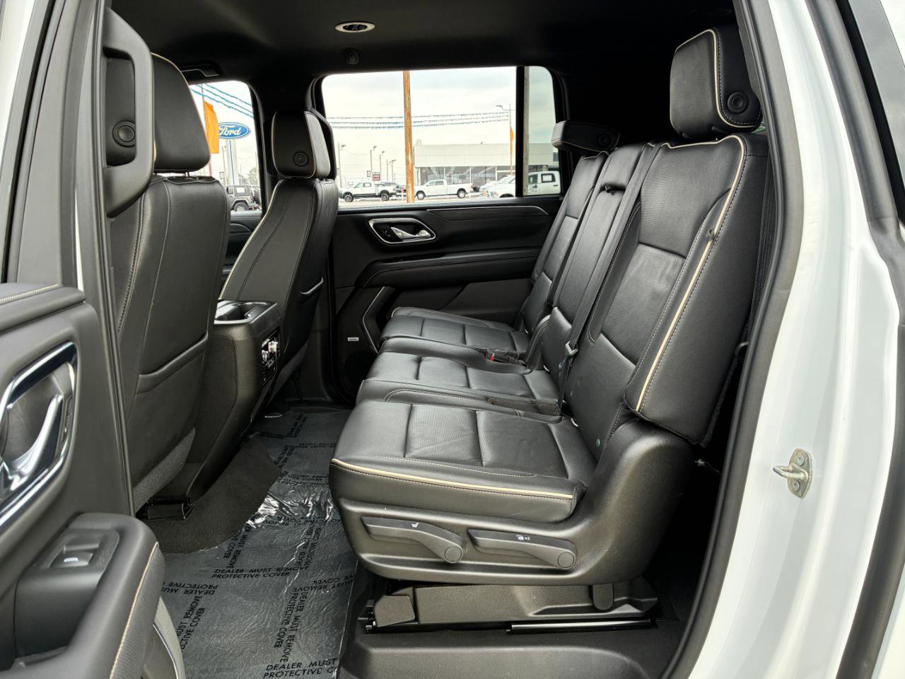 Used 2021 GMC Yukon XL SLT image 30