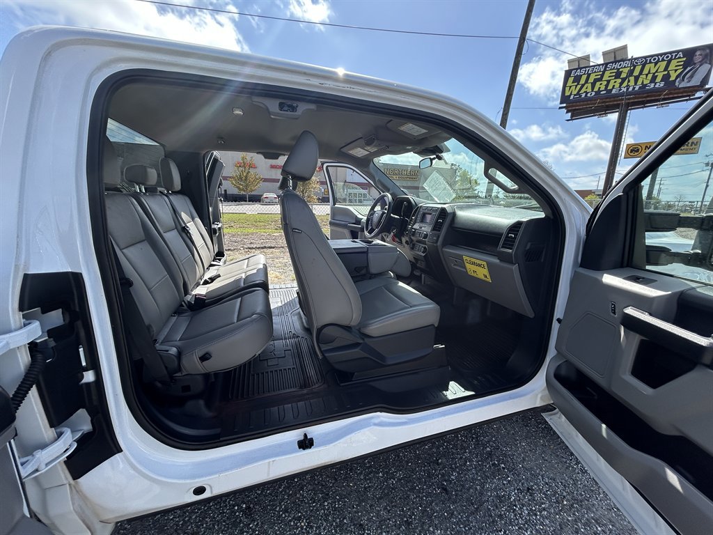 Used 2022 Ford F350 XL w/ Power Equipment Group RWD image 13