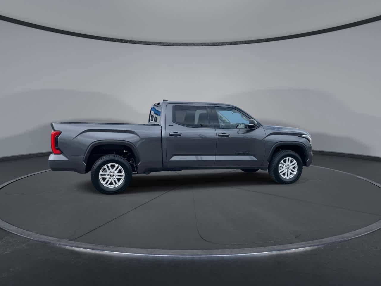 Used 2023 Toyota Tundra SR5 w/ SR5 Premium Package AWD/4WD image 2