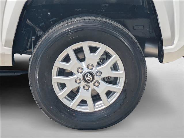 Certified 2024 Toyota Tacoma SR5 image 21