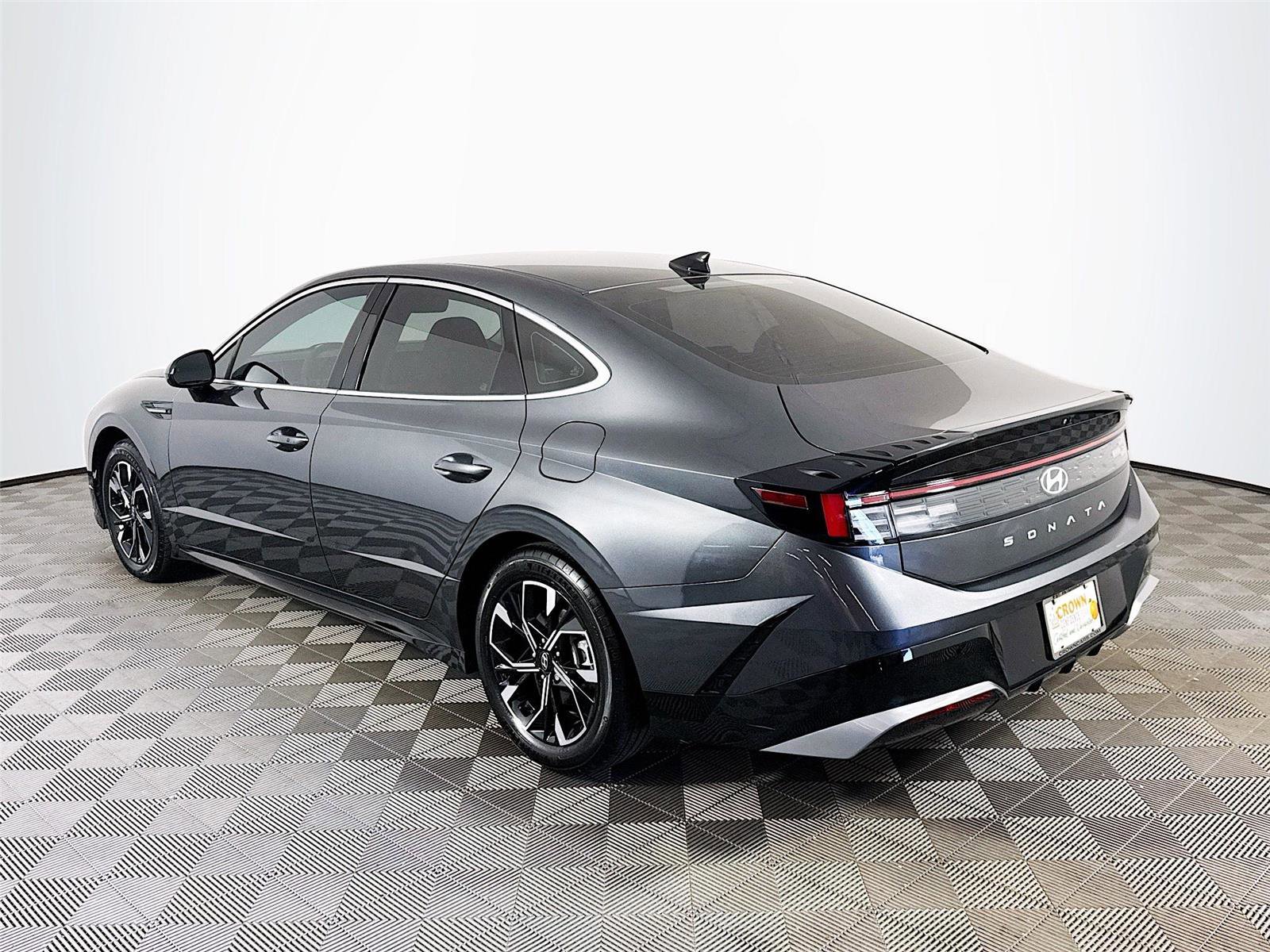 Used 2024 Hyundai Sonata SEL image 8