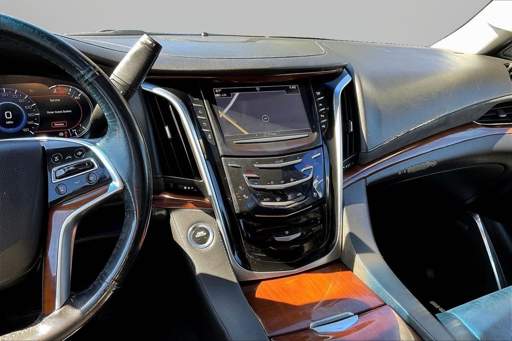 Used 2019 Cadillac Escalade ESV Premium Luxury RWD image 9