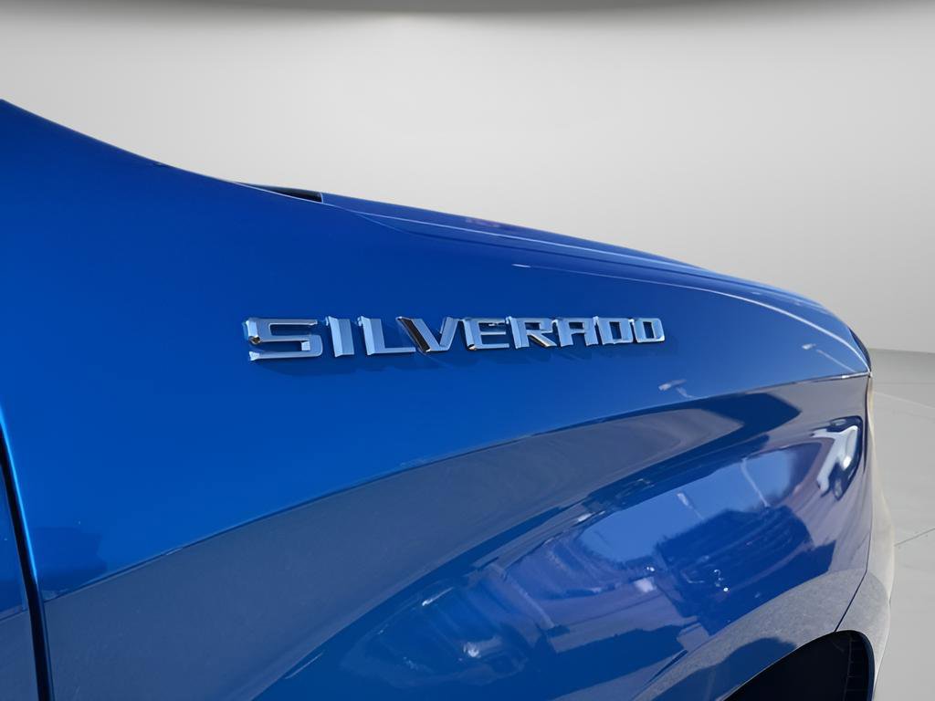 Used 2025 Chevrolet Silverado 1500 LT AWD/4WD image 10