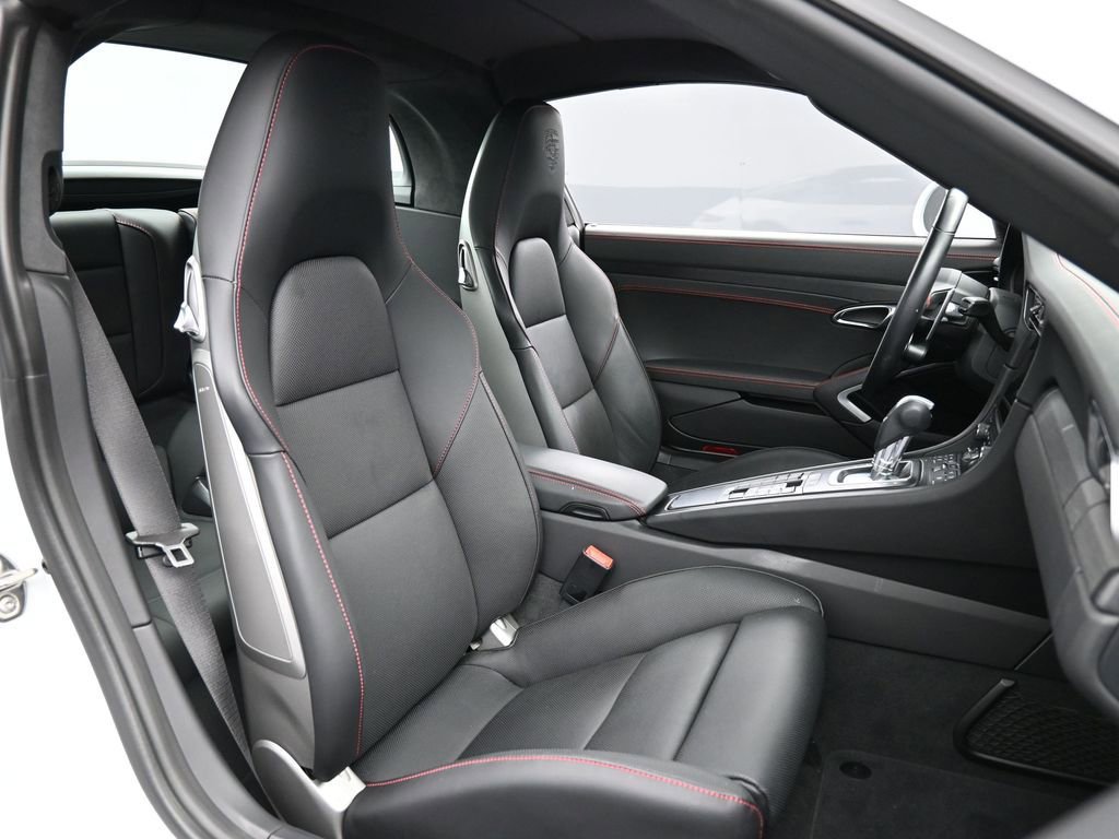 Certified 2019 Porsche 911 Targa 4 GTS image 30