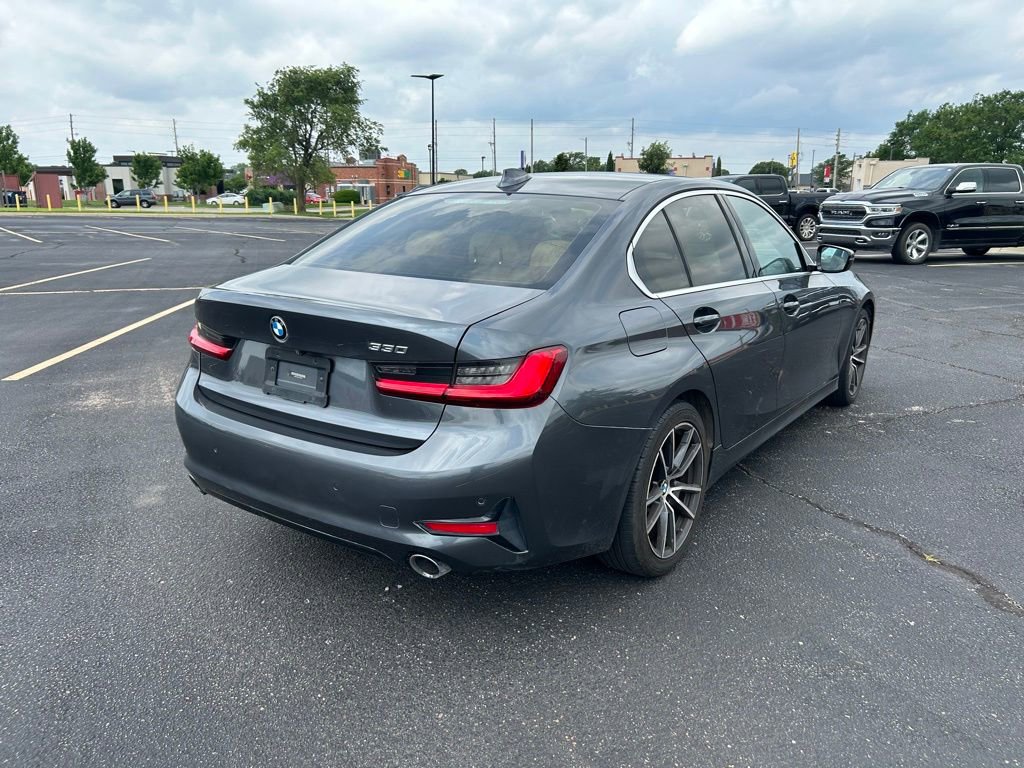 Used 2020 BMW 330i Sedan w/ Convenience Package RWD image 9