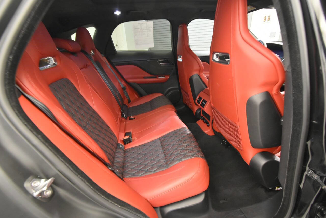 Used 2019 Jaguar F-PACE SVR AWD/4WD image 19