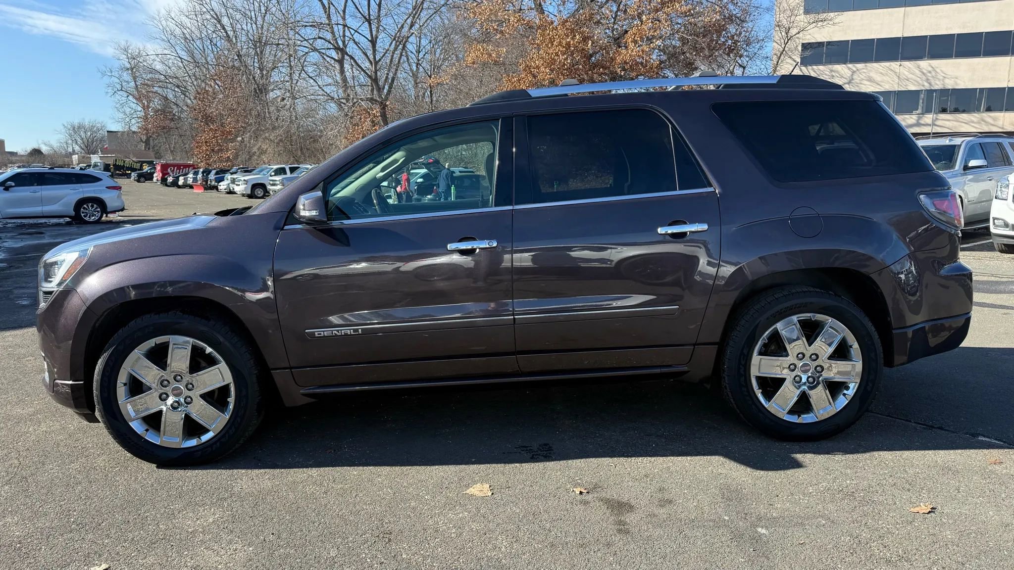 Used 2015 GMC Acadia Denali image 5