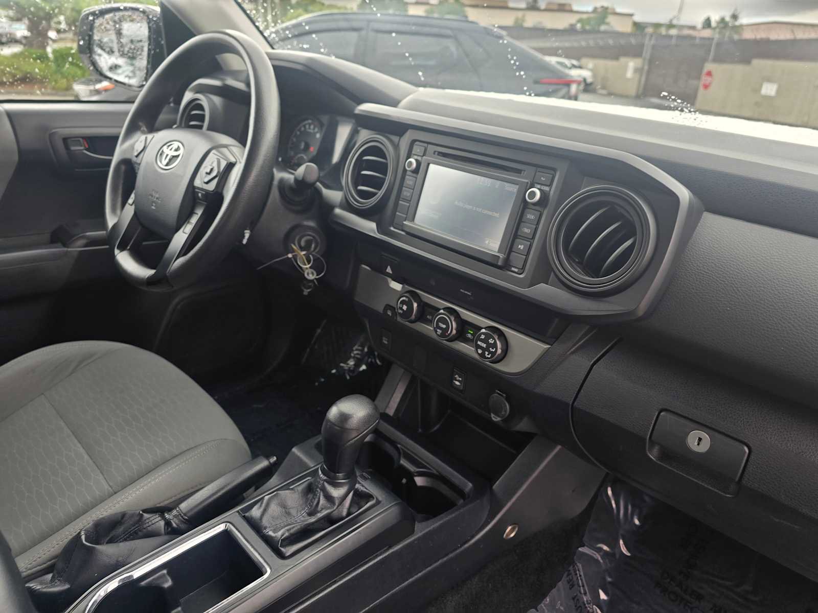 Used 2019 Toyota Tacoma SR image 12
