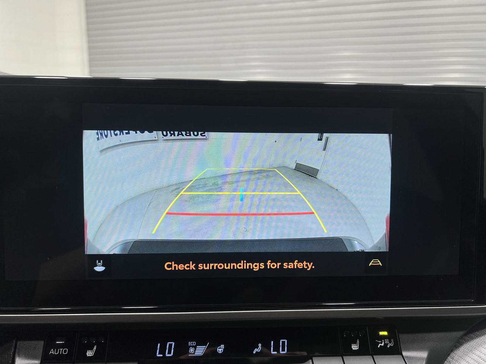 Used 2025 Toyota Camry SE w/ Multimedia Upgrade Package AWD/4WD image 17