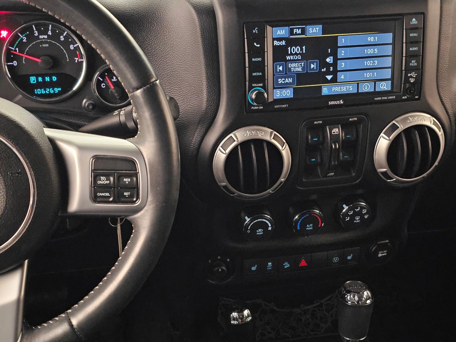 Used 2015 Jeep Wrangler Unlimited Sport image 20