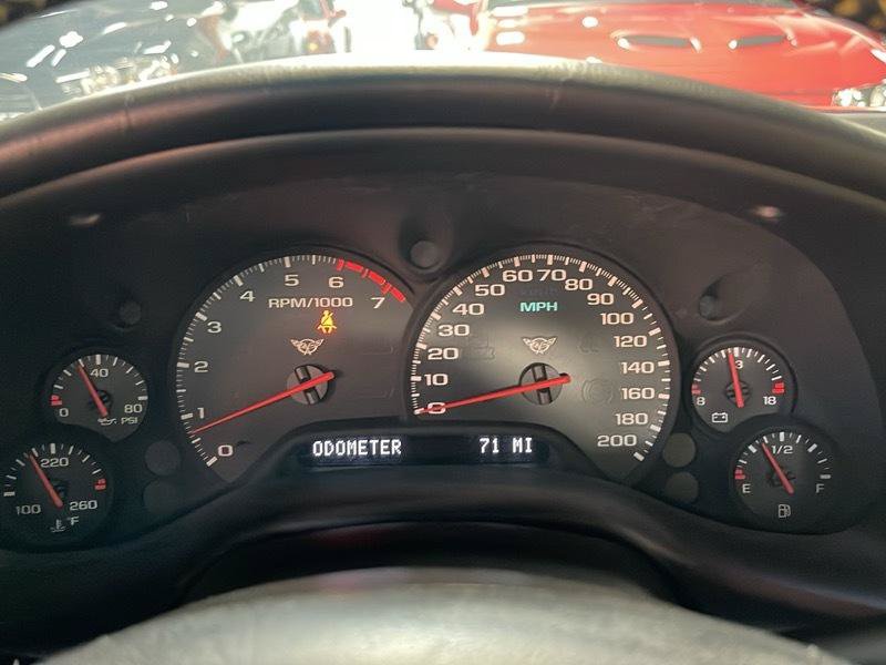 Used 1998 Chevrolet Corvette Convertible w/ Memory Pkg RWD image 35