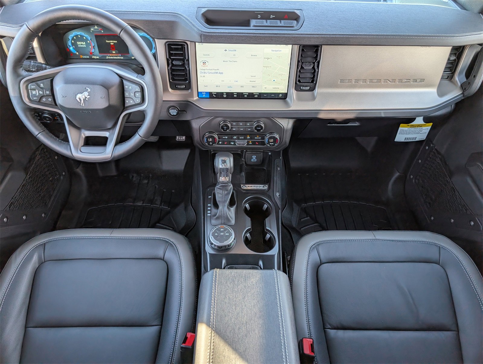 New 2025 Ford Bronco Outer Banks image 5