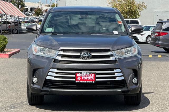 Certified 2019 Toyota Highlander Plus FWD image 10