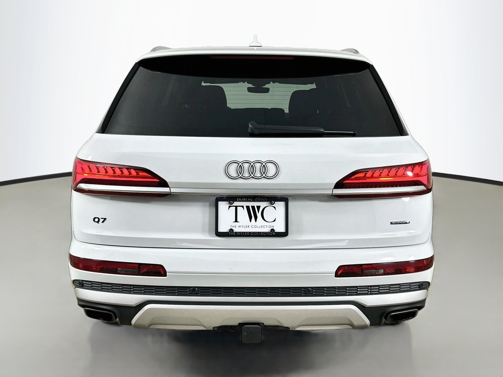 Used 2025 Audi Q7 3.0T Premium Plus w/ Premium Plus Package AWD/4WD image 6