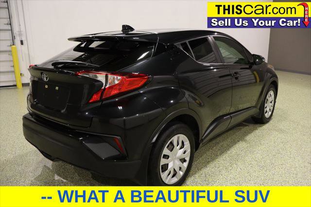 Used 2021 Toyota C-HR LE image 7