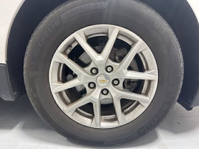 Used 2023 Chevrolet Equinox LS image 4