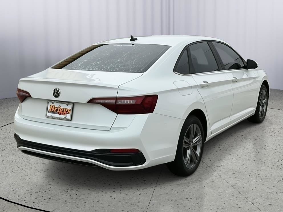 Used 2022 Volkswagen Jetta SE FWD image 5