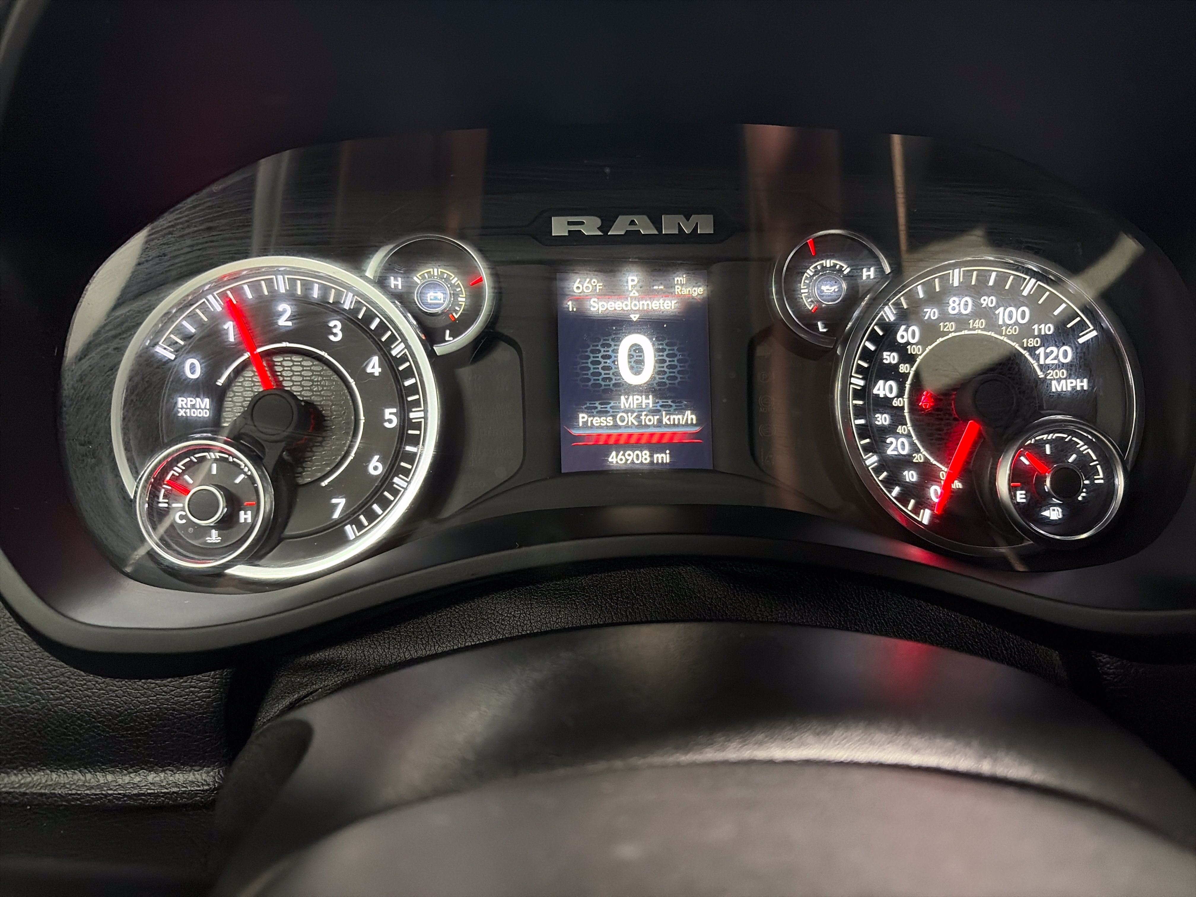 Used 2024 RAM 2500 Big Horn AWD/4WD image 14