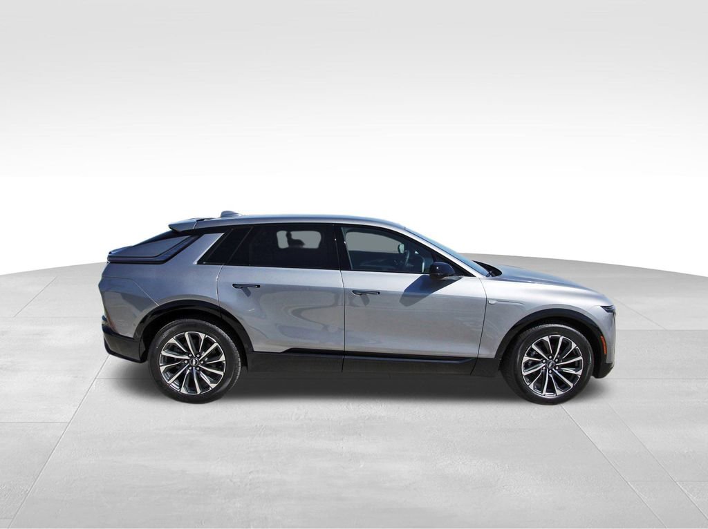 New 2026 Cadillac Lyriq Sport image 5