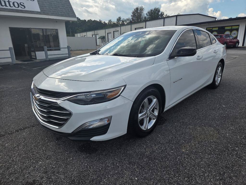 Used 2023 Chevrolet Malibu LS FWD image 2