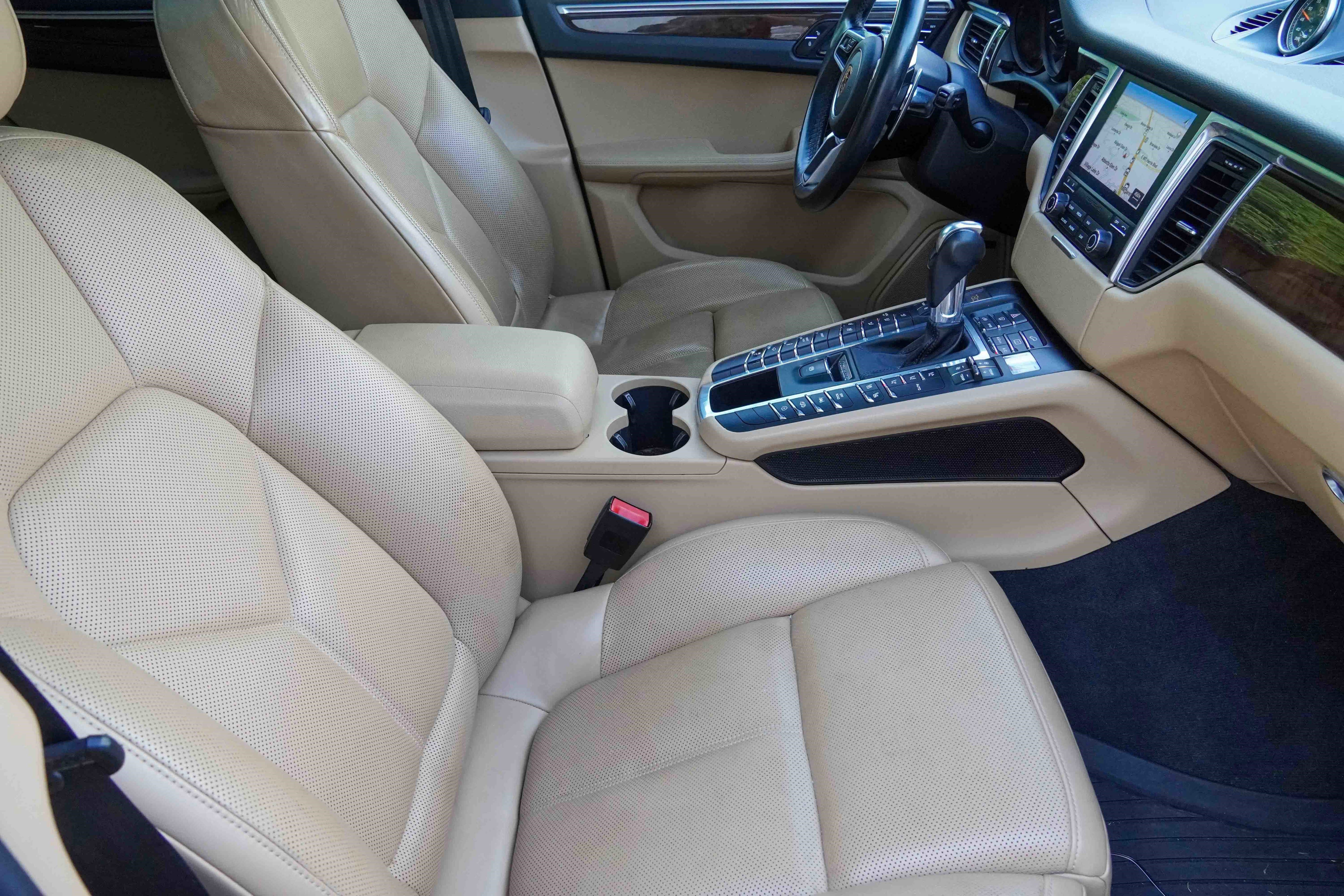 Used 2018 Porsche Macan Sport Edition image 12