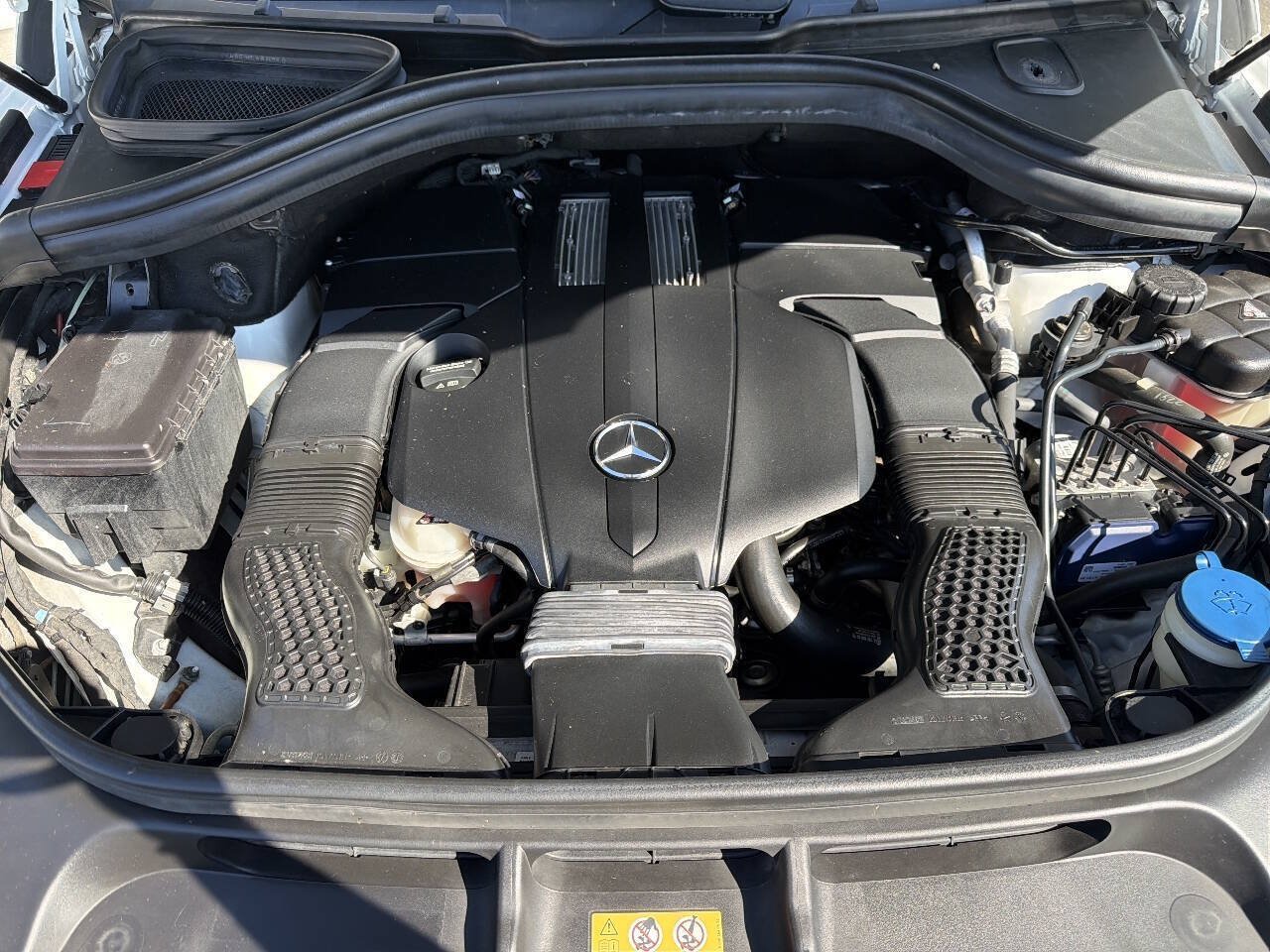 Used 2016 Mercedes-Benz GL 450 4MATIC image 13