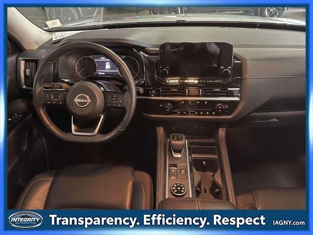 Certified 2025 Nissan Pathfinder SL AWD/4WD image 12