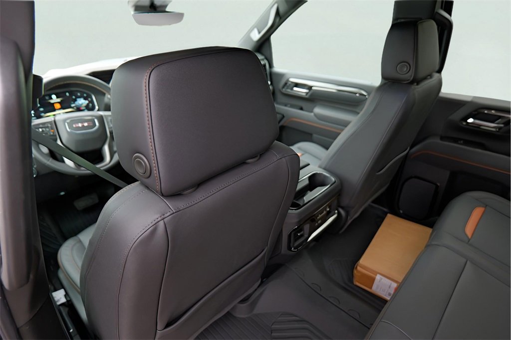 New 2026 GMC Sierra 2500 AT4 w/ AT4 Premium Plus Package image 22