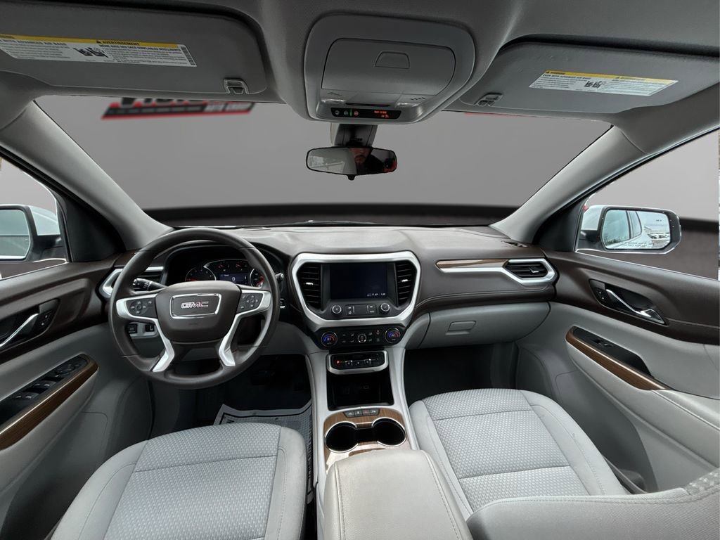 Used 2023 GMC Acadia SLE w/ LPO, Floor Liner Package image 24