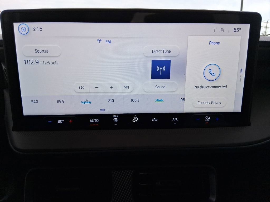 Used 2025 Ford Maverick XL w/ Equipment Group 101A image 12