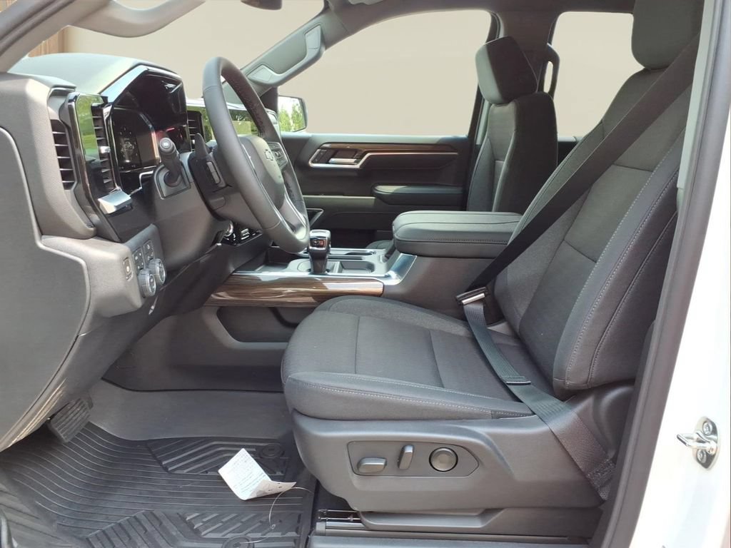 New 2026 Chevrolet Silverado 1500 RST AWD/4WD image 16