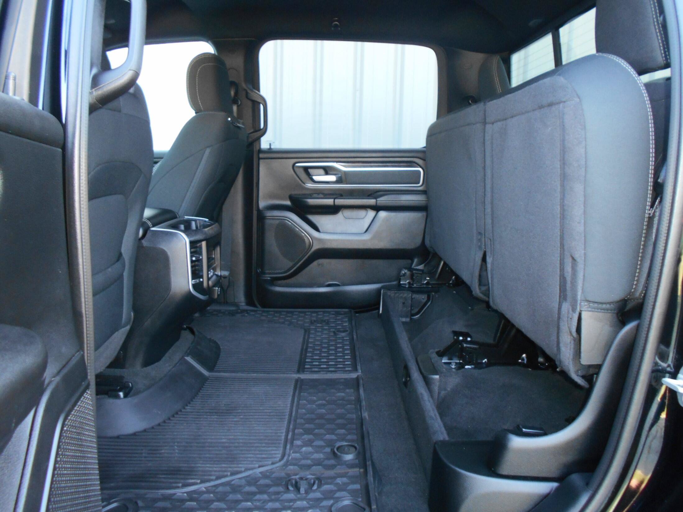 Used 2022 RAM 1500 Big Horn AWD/4WD image 13