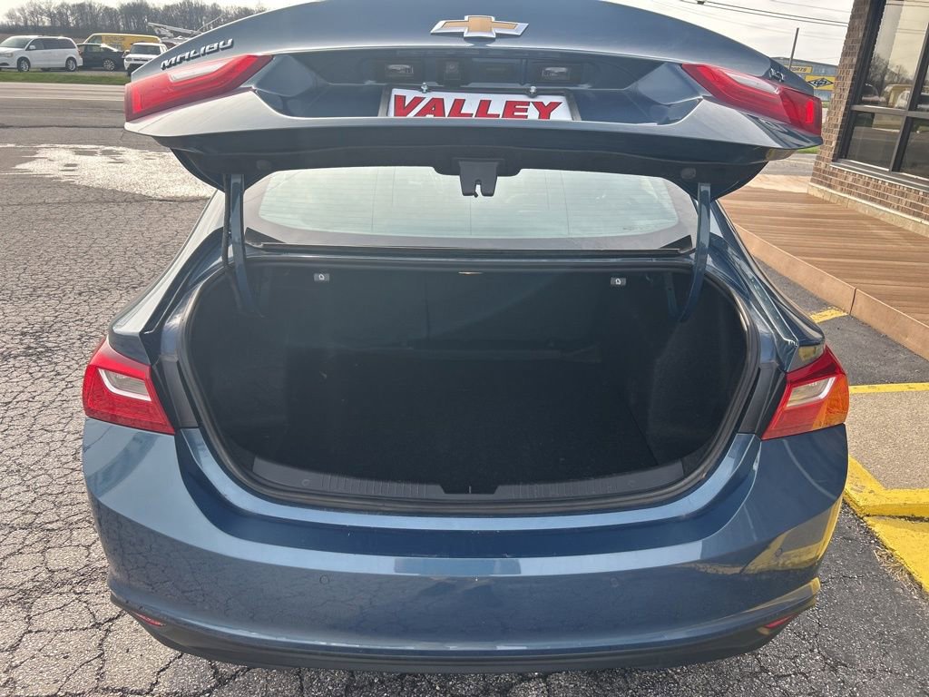 Used 2025 Chevrolet Malibu LT image 7