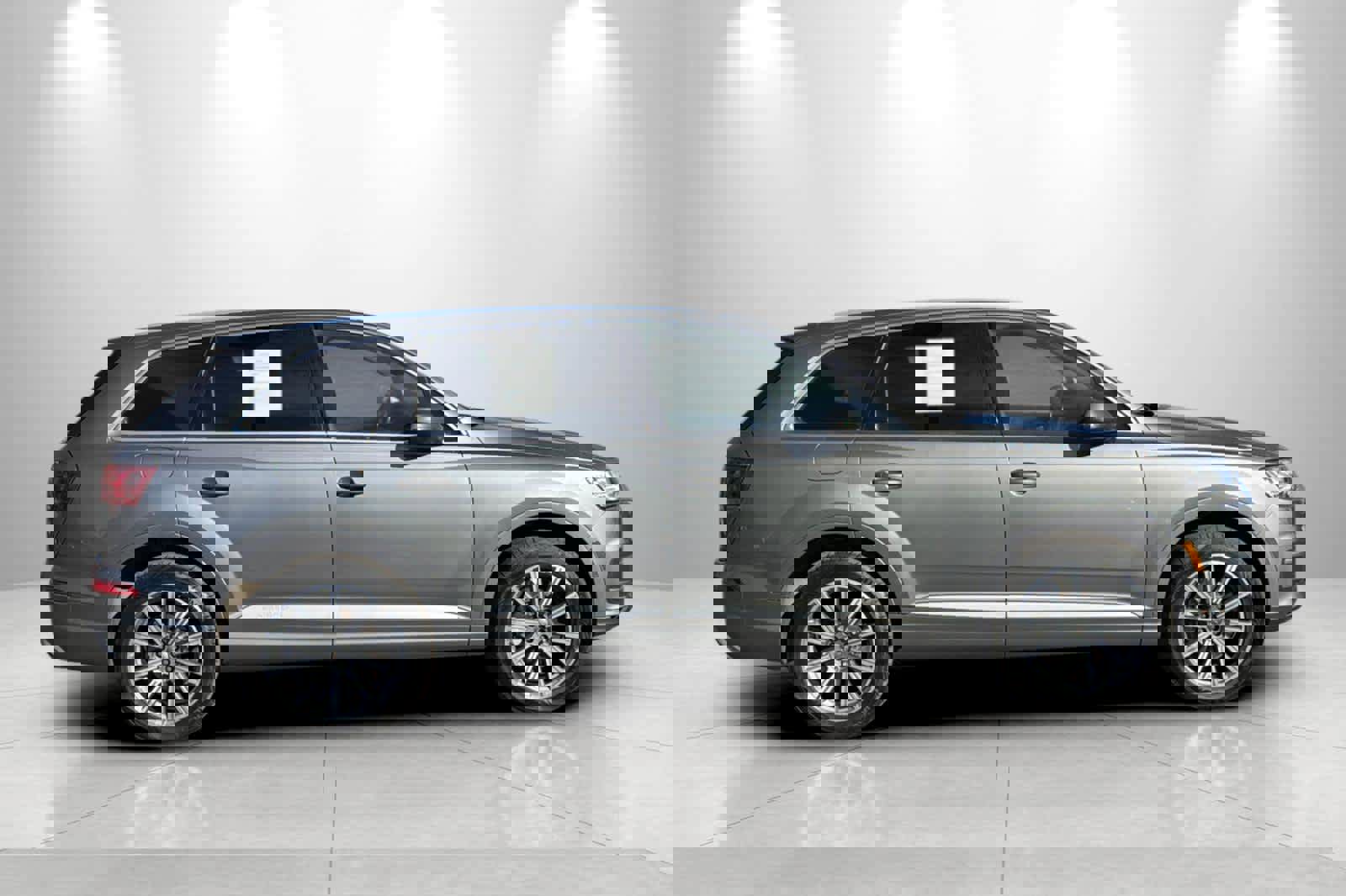 Used 2017 Audi Q7 3.0T Premium Plus w/ Premium Plus Package image 8