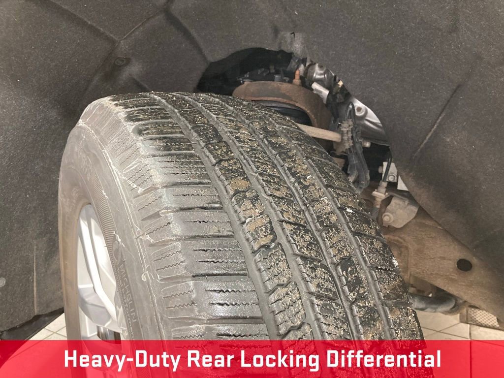 Used 2020 Chevrolet Silverado 1500 LT w/ All-Star Edition image 27