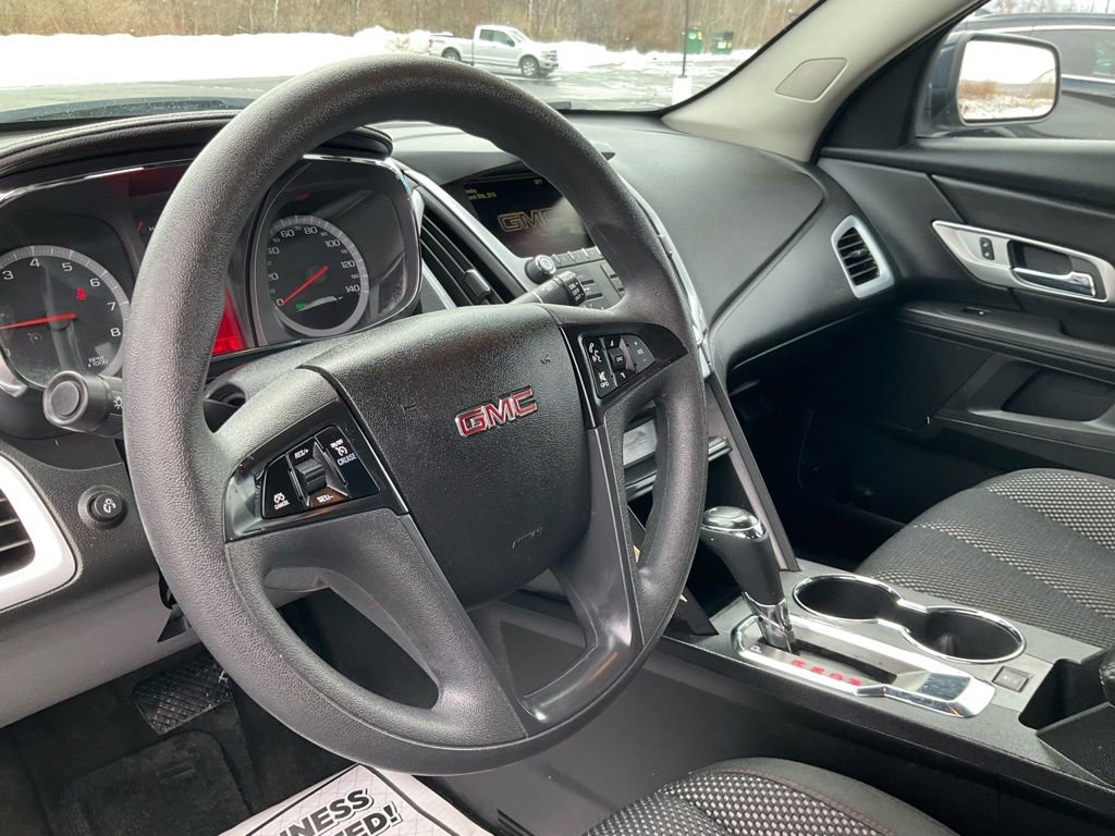 Used 2017 GMC Terrain SLE image 8