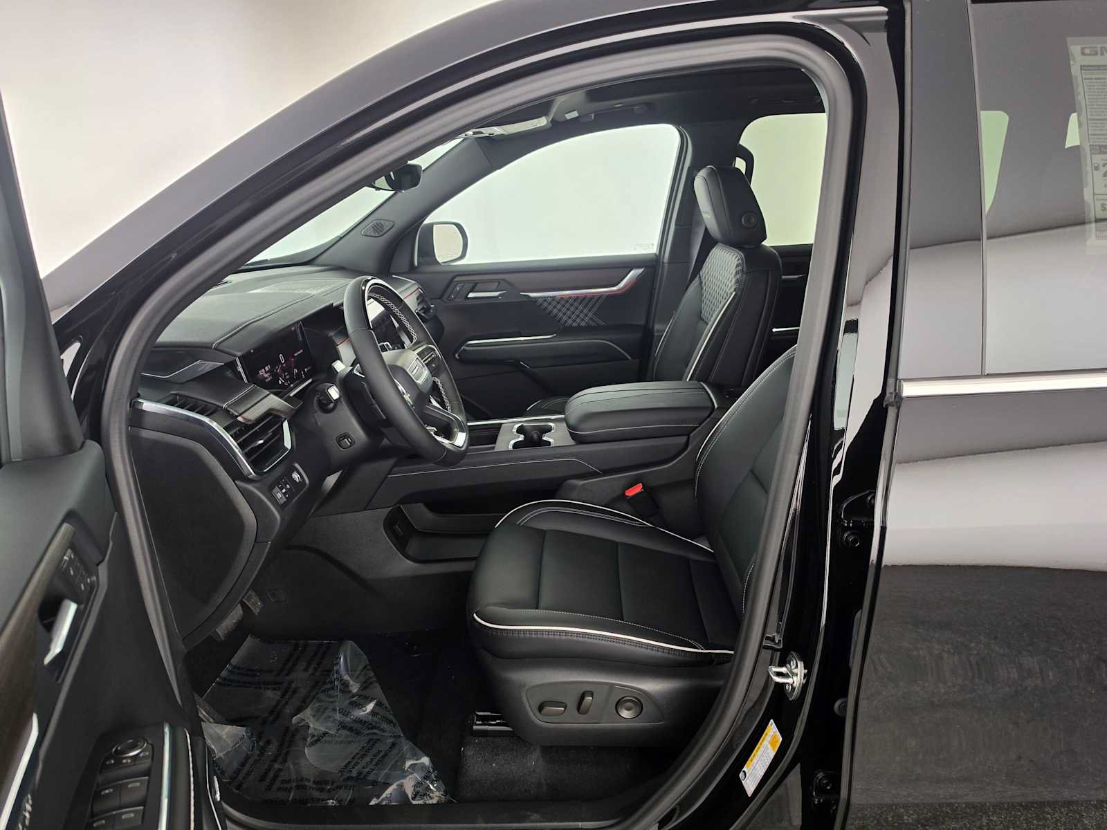 New 2027 GMC Acadia Denali w/ Denali Reserve Package FWD image 22