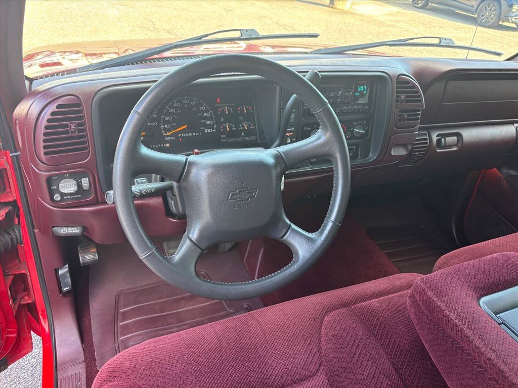 Used 1998 Chevrolet Silverado 1500 2WD Extended Cab w/ Preferred Equipment Group 2 image 4