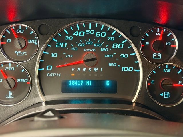 Certified 2025 Chevrolet Express 3500 LT w/ LT Preferred Equipment Group RWD image 11