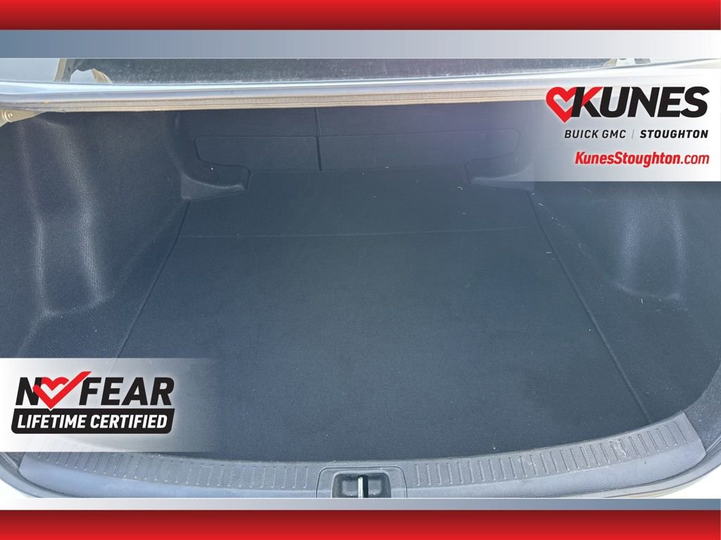 Used 2023 Toyota Corolla SE image 18