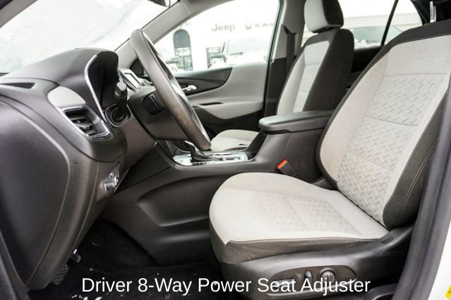 Used 2023 Chevrolet Equinox LS image 12