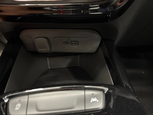 New 2026 Chevrolet Trax LT FWD image 29