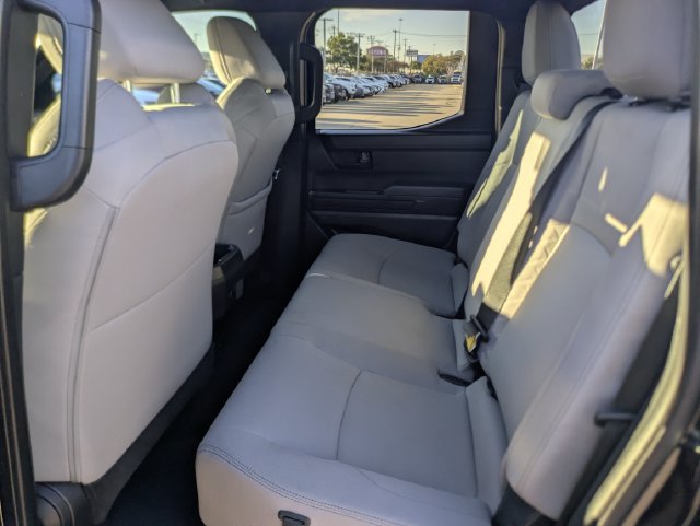 Used 2024 Toyota Tacoma SR5 AWD/4WD image 25