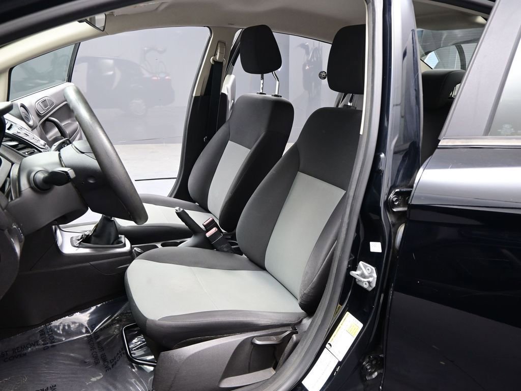 Used 2017 Ford Fiesta S image 9